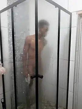 Snapshot of the666D chatting on April 11, 4:28 am the666D online show from April 11, 4:28 am