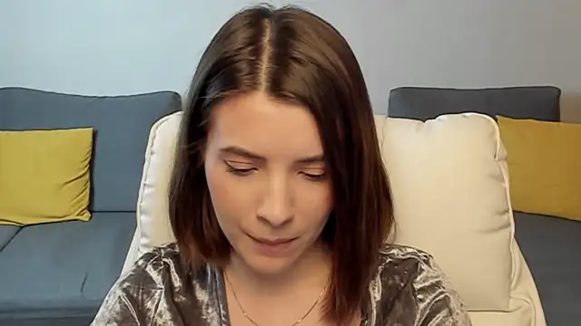 Anita Robby online show from November 10, 1:32 pm