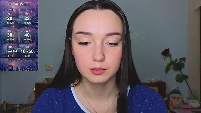 Snapshot of Wild_Sophie_ chatting on December 30, 6:05 pm Wild Sophie online show from December 30, 6:05 pm