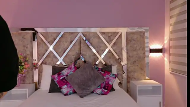 KatherineGomez online show from April 23, 3:19 am