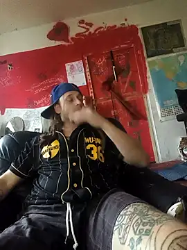 Ozomitro online show from October 27, 2:21 pm