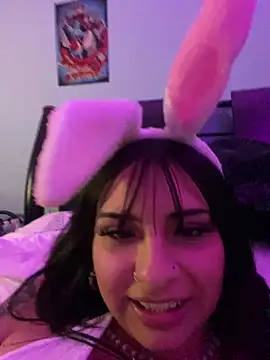 Hilary pinkk online show from January 16, 6:25 am