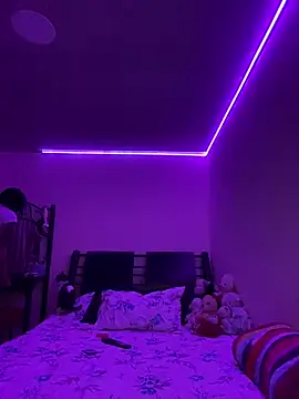 Hilary pinkk online show from January 21, 3:26 am