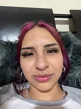 Hilary pinkk online show from February 23, 4:39 am