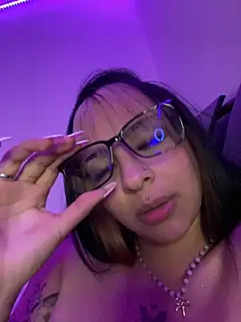 Hilary pinkk online show from March 1, 6:46 am