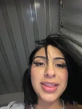 Hilary pinkk online show from December 14, 2:06 am