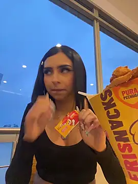 Hilary pinkk online show from March 26, 11:10 pm