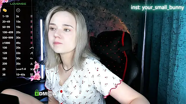 Your small bunny online show from July 21, 2:03 am