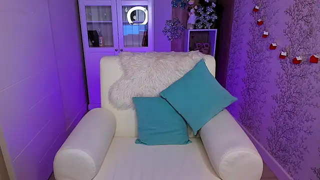 Ashley Rous online show from January 14, 1:47 am