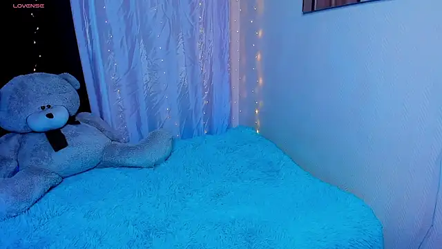 Ashley Rous online show from February 3, 2:47 am