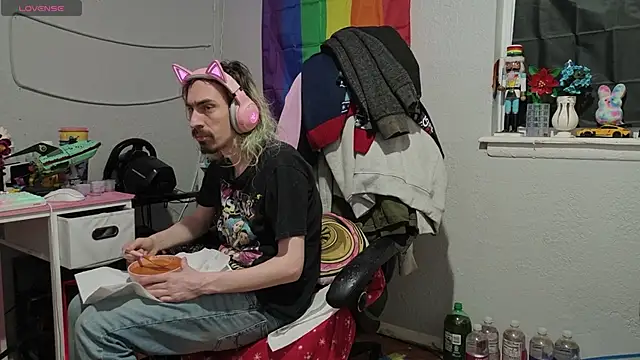 tallnerdyguy online show from January 13, 4:29 am