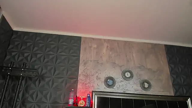 LaurynCopper online show from July 24, 5:49 am