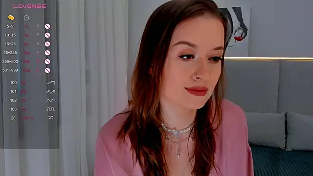 Emeli Love online show from February 4, 8:13 am