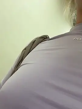 melissa grr online show from December 8, 4:39 pm