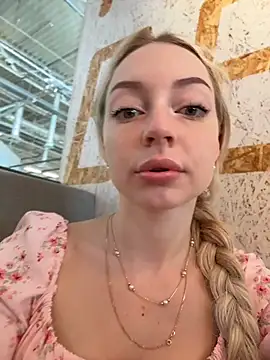Snapshot of melissa_grr chatting on June 26, 1:15 pm melissa grr online show from June 26, 1:15 pm