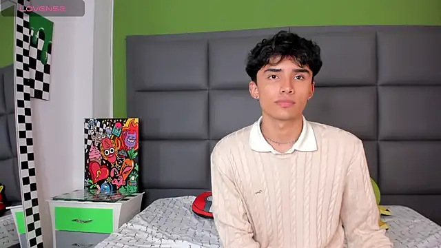 Snapshot of KLAUS_SUNRISE_XX chatting on January 5, 8:43 am KLAUS SUNRISE XX online show from January 5, 8:43 am