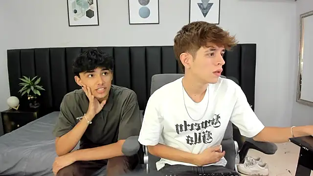 Snapshot of KLAUS_SUNRISE_XX chatting on January 7, 6:05 am KLAUS SUNRISE XX online show from January 7, 6:05 am