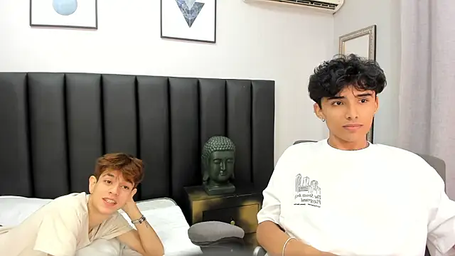 Snapshot of KLAUS_SUNRISE_XX chatting on January 15, 7:48 am KLAUS SUNRISE XX online show from January 15, 7:48 am