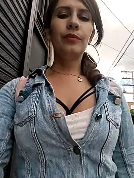 Alysson-- online show from January 30, 8:31 pm