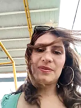 Alysson-- online show from February 20, 4:03 pm