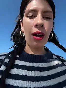 Alysson-- online show from February 27, 1:33 pm