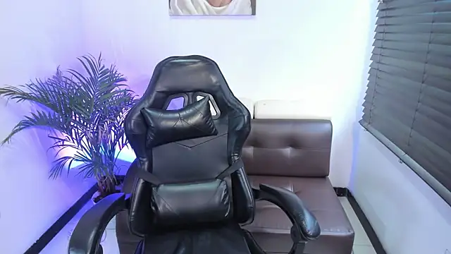 lunoxx  online show from November 14, 4:49 pm