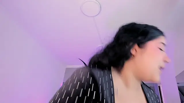 AmberiniHoffman online show from October 11, 11:53 am