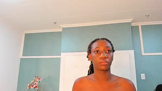 Khenta Michells online show from September 18, 10:50 am