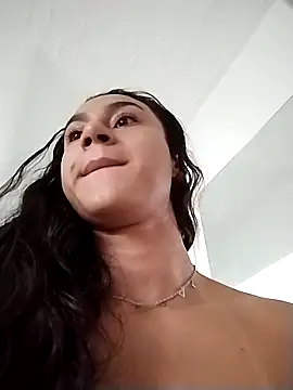 yummi  priv online show from April 21, 8:34 pm