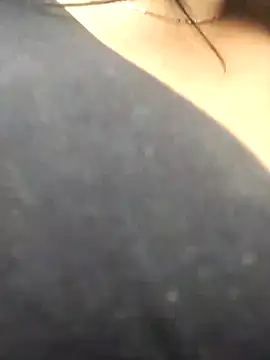 sara pineros online show from December 11, 10:06 pm