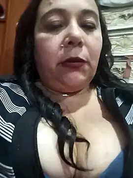 sara pineros online show from December 21, 11:56 pm