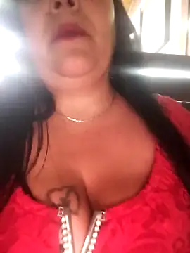 sara pineros online show from January 21, 9:46 pm