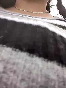 sara pineros online show from November 7, 7:47 pm