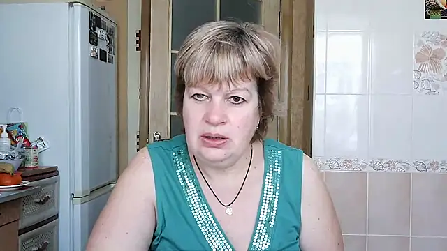 Snapshot of Ettie_Tonia chatting on February 22, 8:40 am Ettie Tonia online show from February 22, 8:40 am