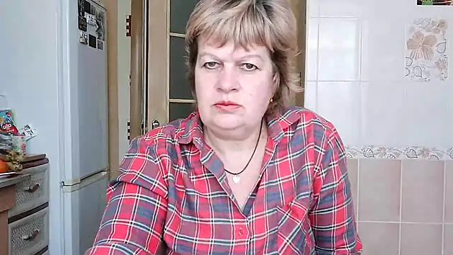 Snapshot of Ettie_Tonia chatting on February 24, 11:10 am Ettie Tonia online show from February 24, 11:10 am