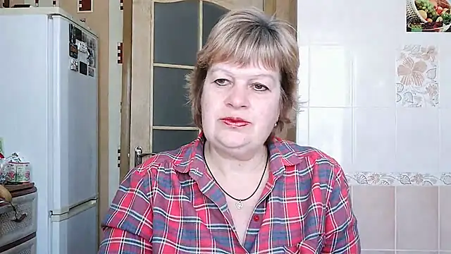 Snapshot of Ettie_Tonia chatting on February 28, 8:42 am Ettie Tonia online show from February 28, 8:42 am