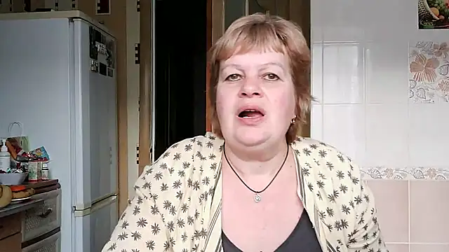 Snapshot of Ettie_Tonia chatting on March 6, 2:40 pm Ettie Tonia online show from March 6, 2:40 pm