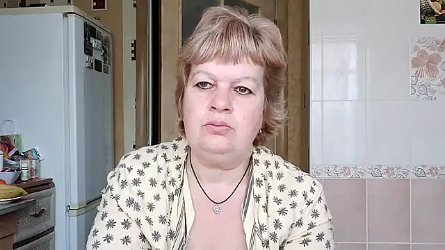 Snapshot of Ettie_Tonia chatting on March 8, 10:11 am Ettie Tonia online show from March 8, 10:11 am