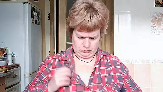 Snapshot of Ettie_Tonia chatting on March 10, 2:37 pm Ettie Tonia online show from March 10, 2:37 pm