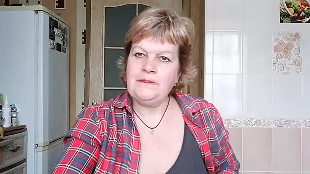 Snapshot of Ettie_Tonia chatting on March 15, 10:03 am Ettie Tonia online show from March 15, 10:03 am