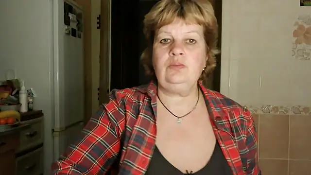 Snapshot of Ettie_Tonia chatting on March 15, 5:04 pm Ettie Tonia online show from March 15, 5:04 pm