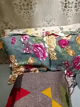 Snapshot of Dr_Kamsutra chatting on December 18, 7:08 pm Dr Kamsutra online show from December 18, 7:08 pm