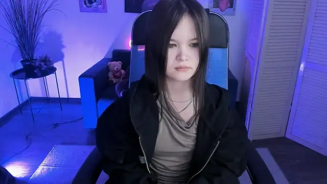 Elainebeness online show from January 15, 1:32 am