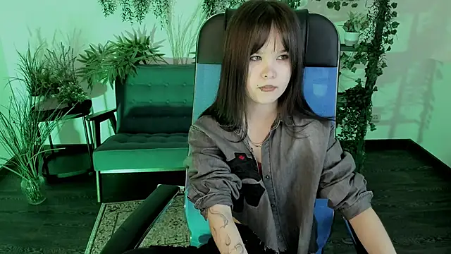 Elainebeness online show from February 7, 7:17 pm