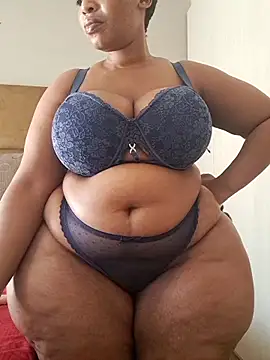 thicktash online show from February 6, 7:56 am