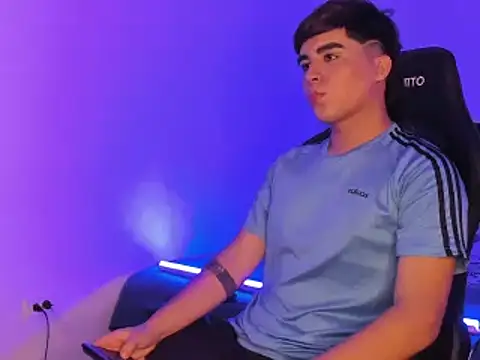 amon kyle online show from December 2, 5:04 am