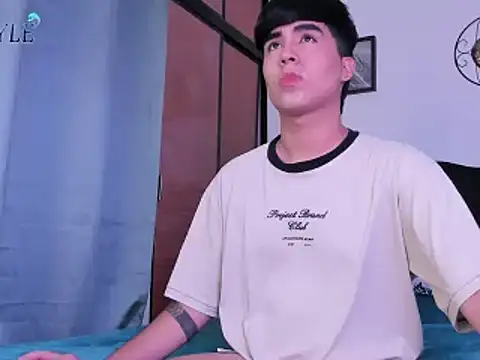 amon kyle online show from March 4, 3:44 am