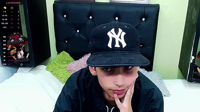 ttimy x boy online show from January 22, 8:59 pm