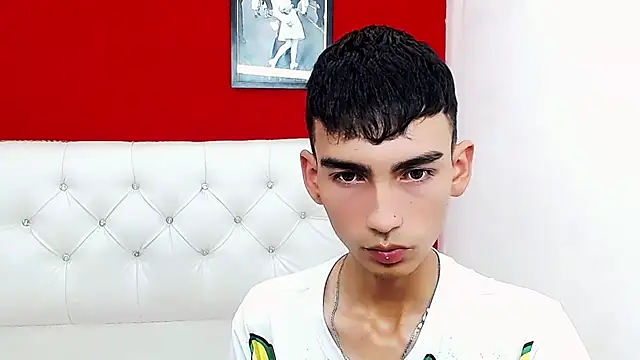 ttimy x boy online show from February 1, 9:43 am