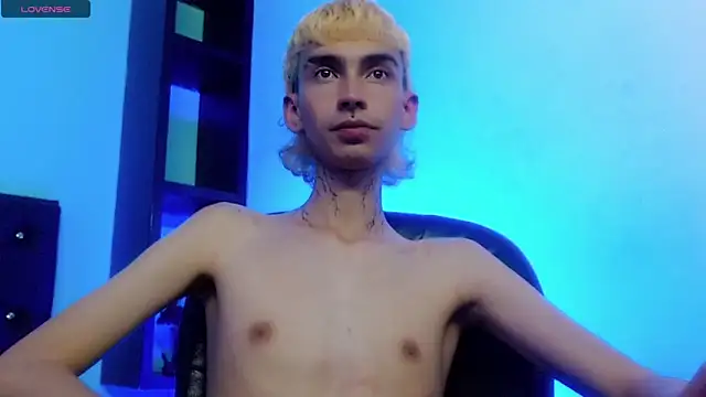 ttimy x boy online show from March 31, 8:26 am